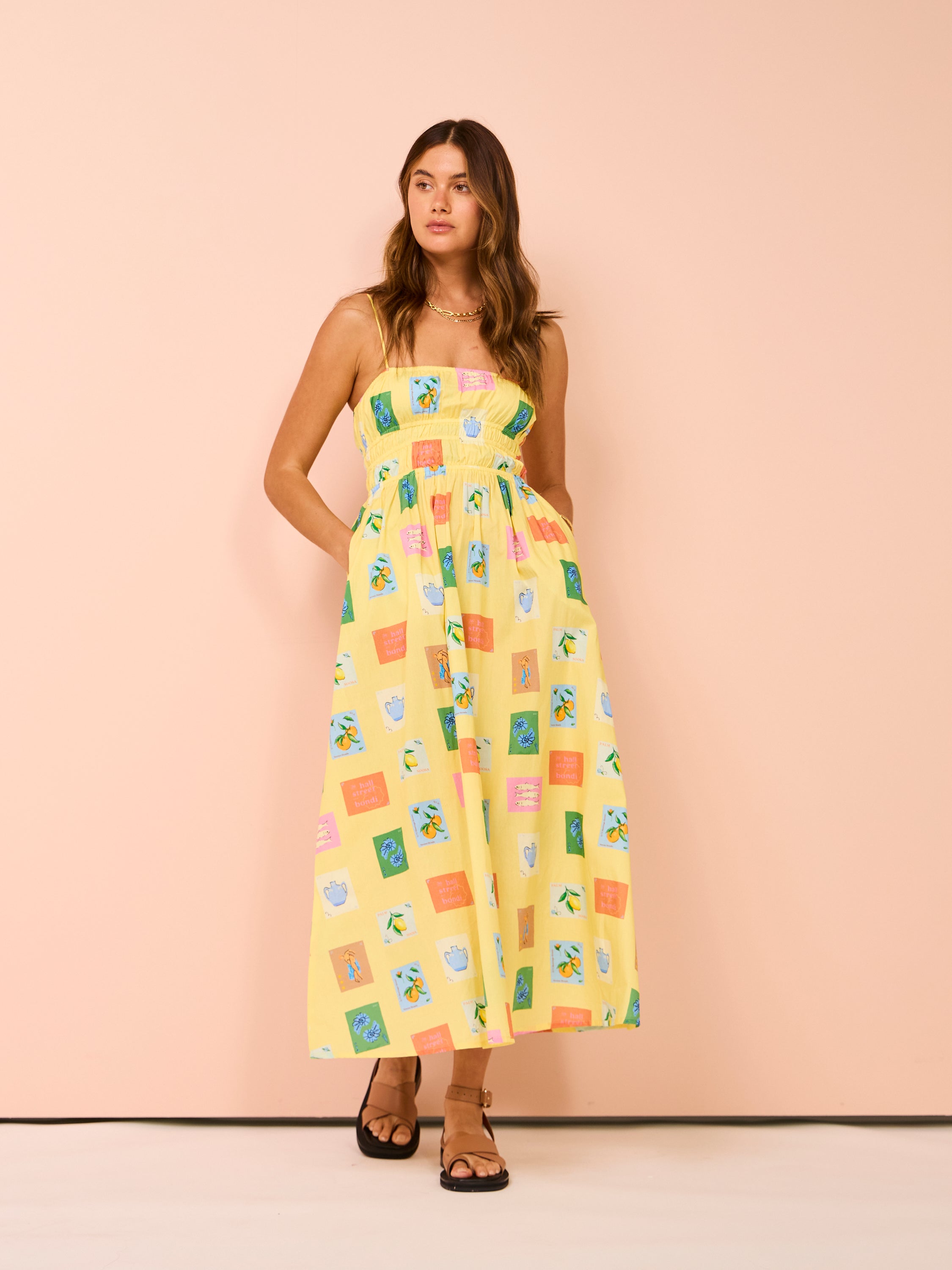 Vestido Longo Estampado de Frutas