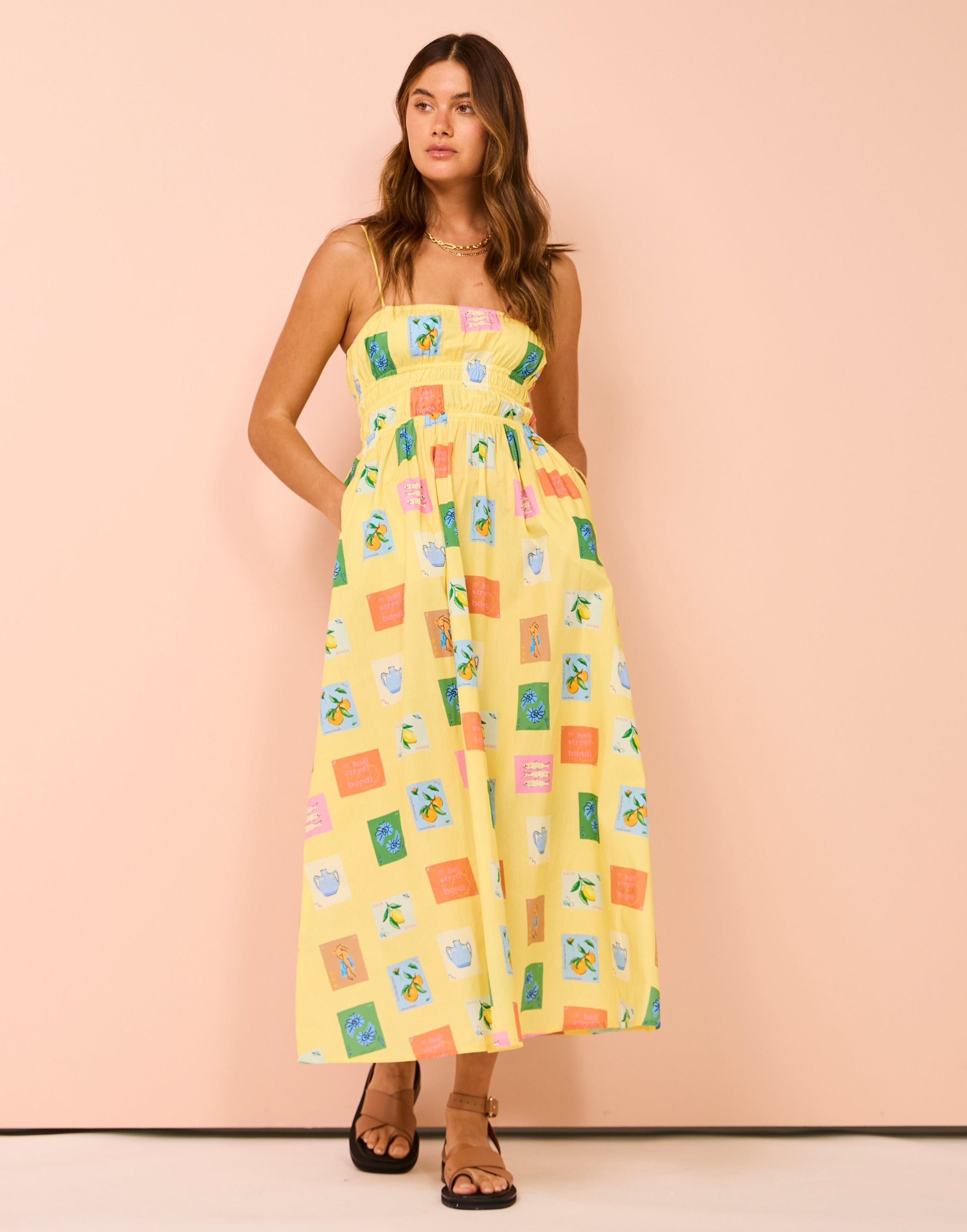 Vestido Longo Estampado de Frutas